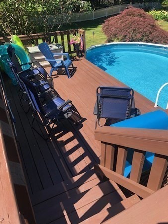 16 Creeping Jenny Ln