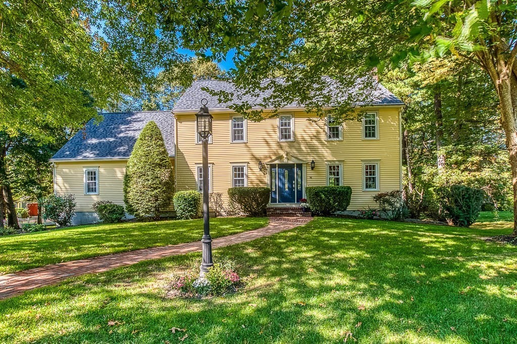 16 Creeping Jenny Ln