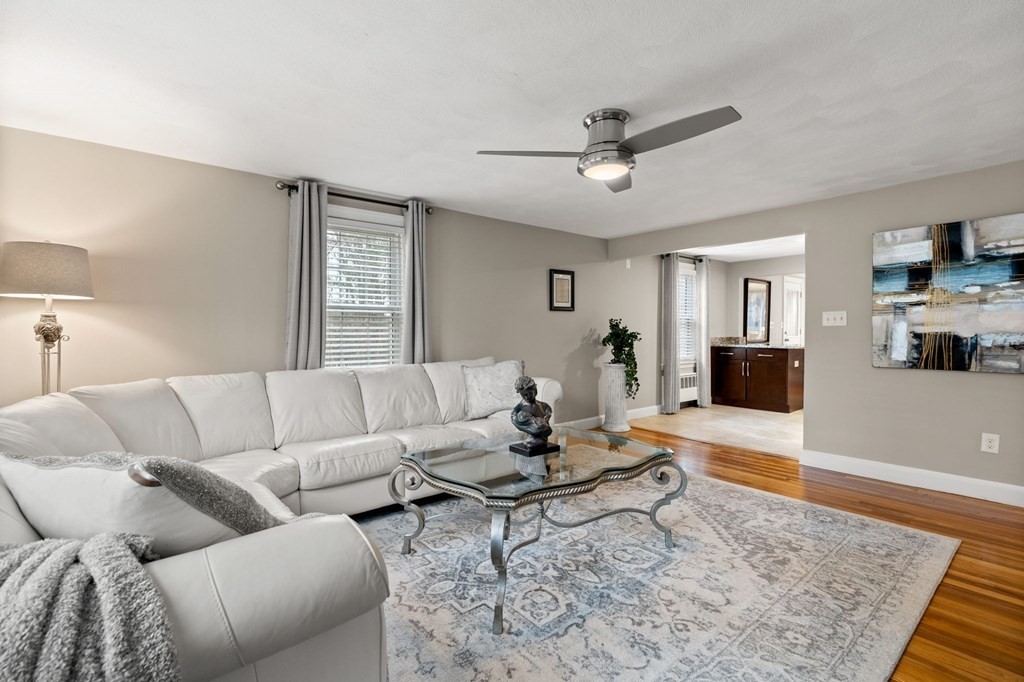 7 Grandview Rd