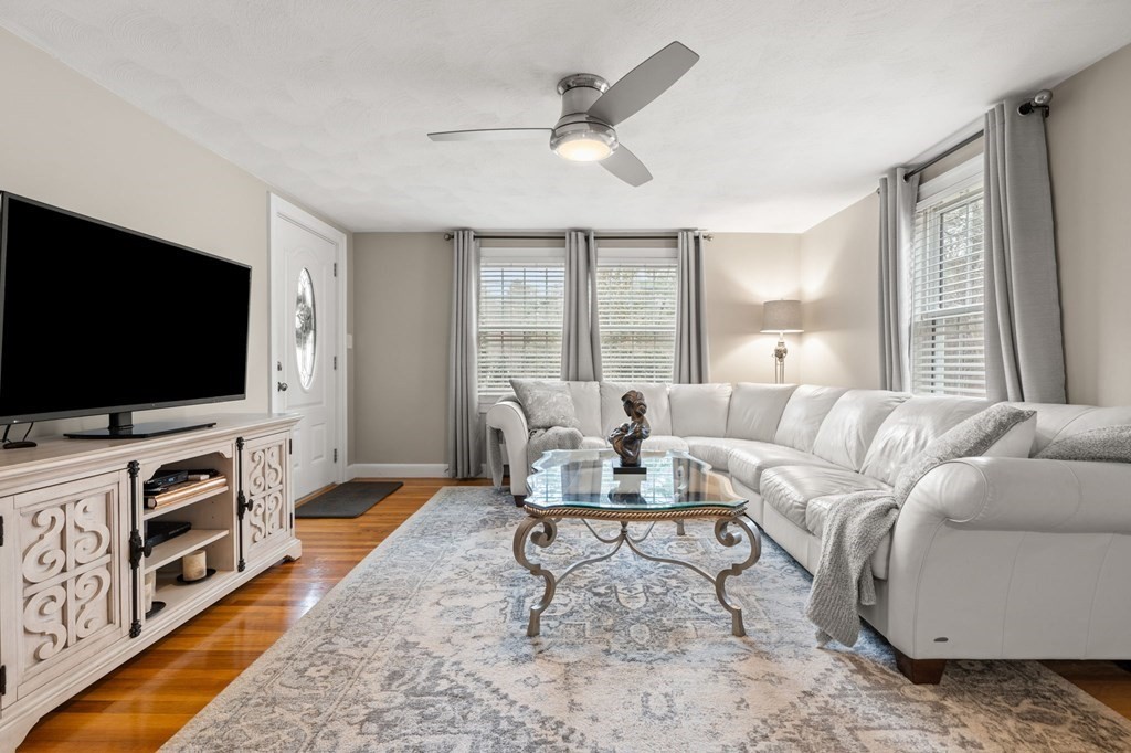 7 Grandview Rd