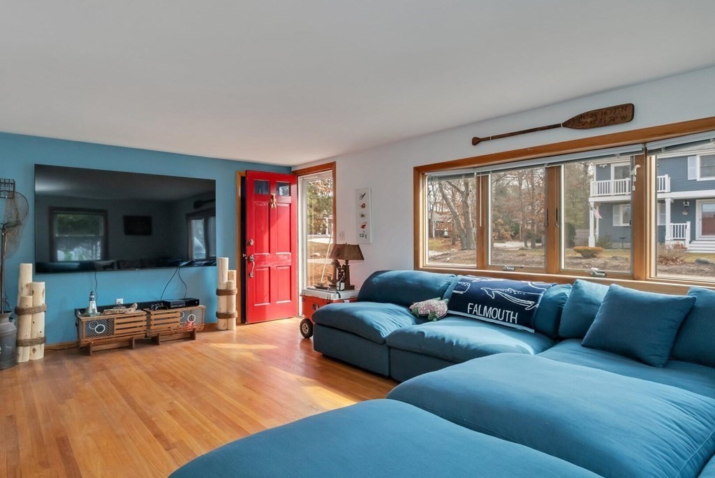 171 Edgewater W # 1