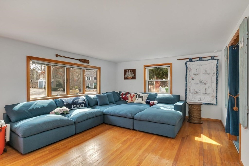 171 Edgewater W # 1