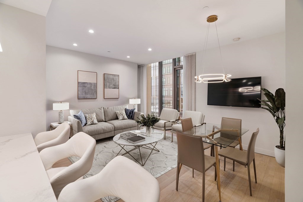 133 Seaport Blvd. # 1715