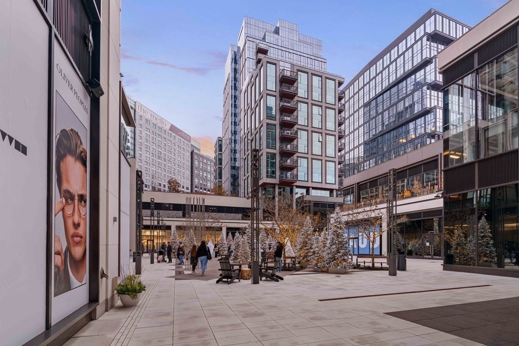 133 Seaport Blvd. # 1715