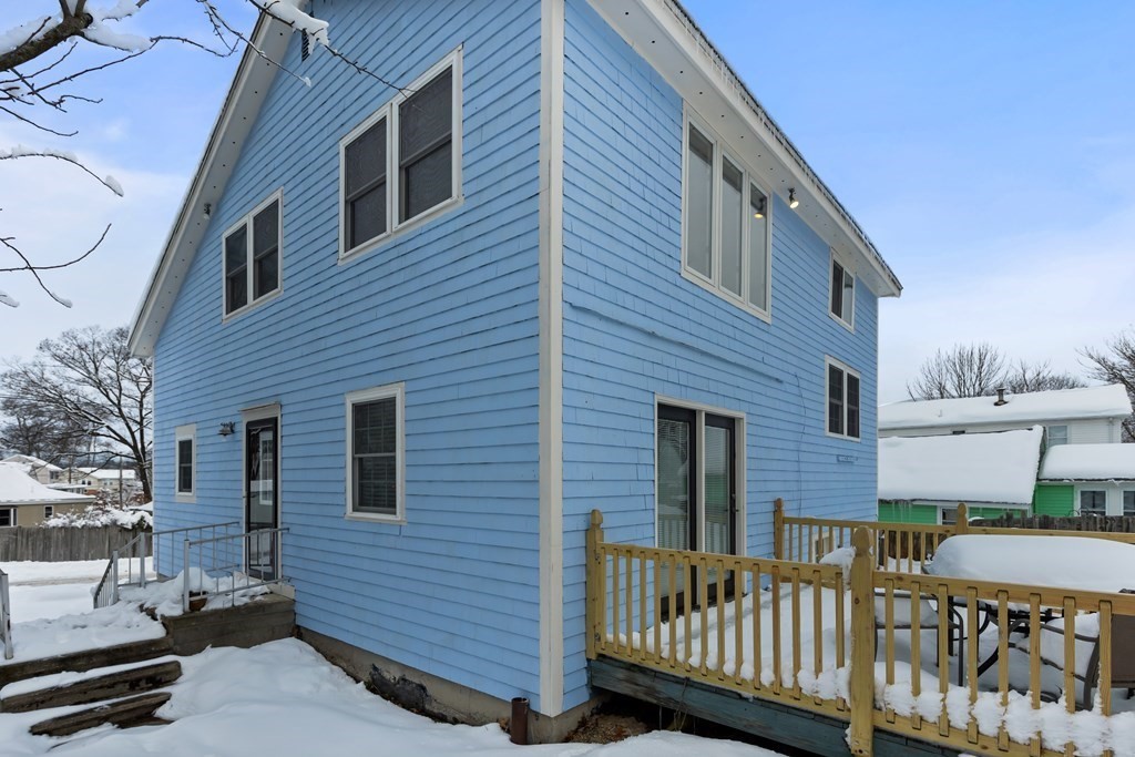 9 Fuller Rd