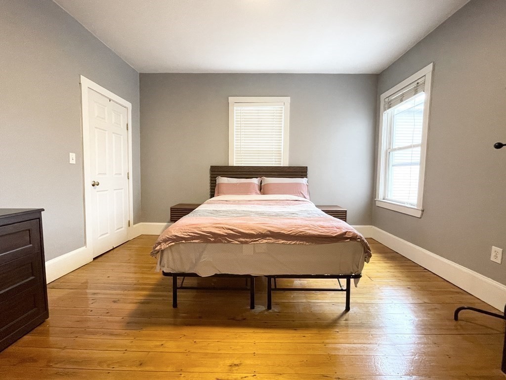 367 Cardinal Medeiros Ave # 2