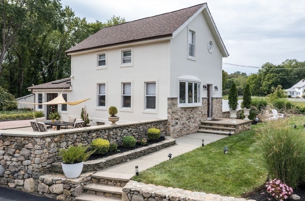 485 Old Bedford Rd