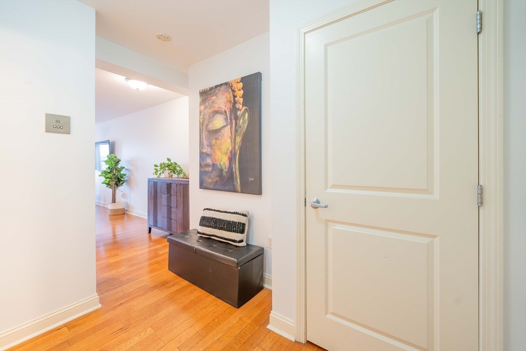 391 Pleasant St # 303