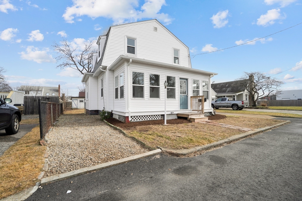 394 Sargent Street