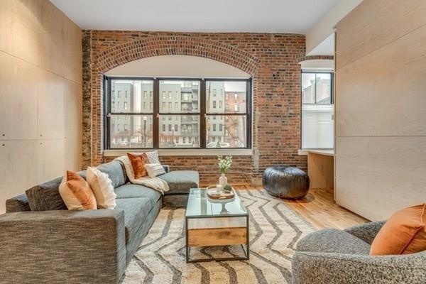 70-72 Northampton Street # 101