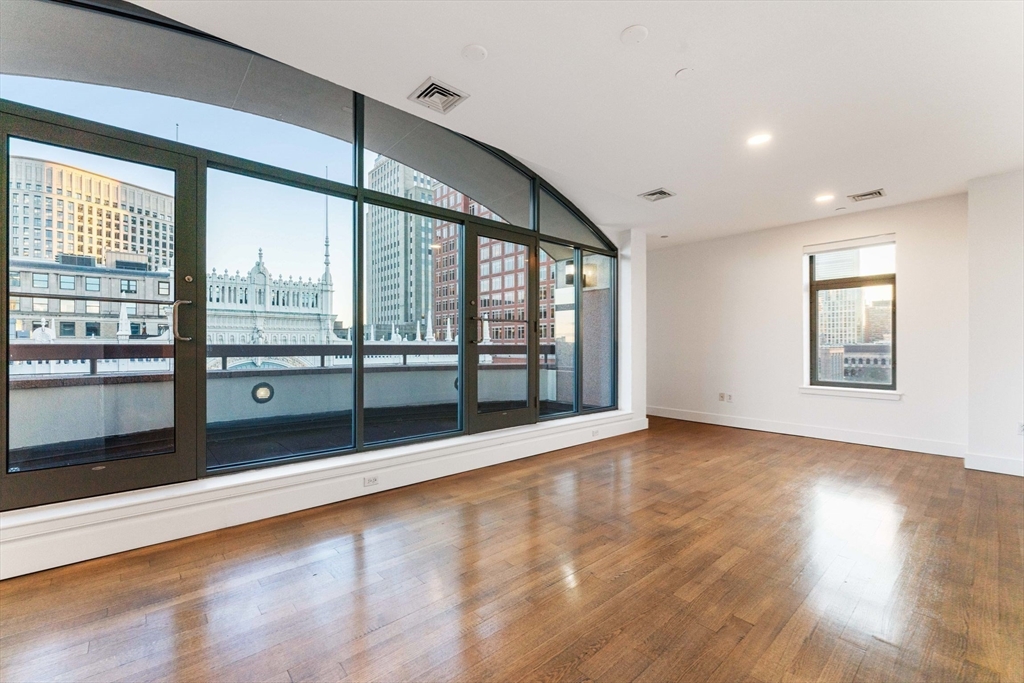 425 Boylston Street # 801