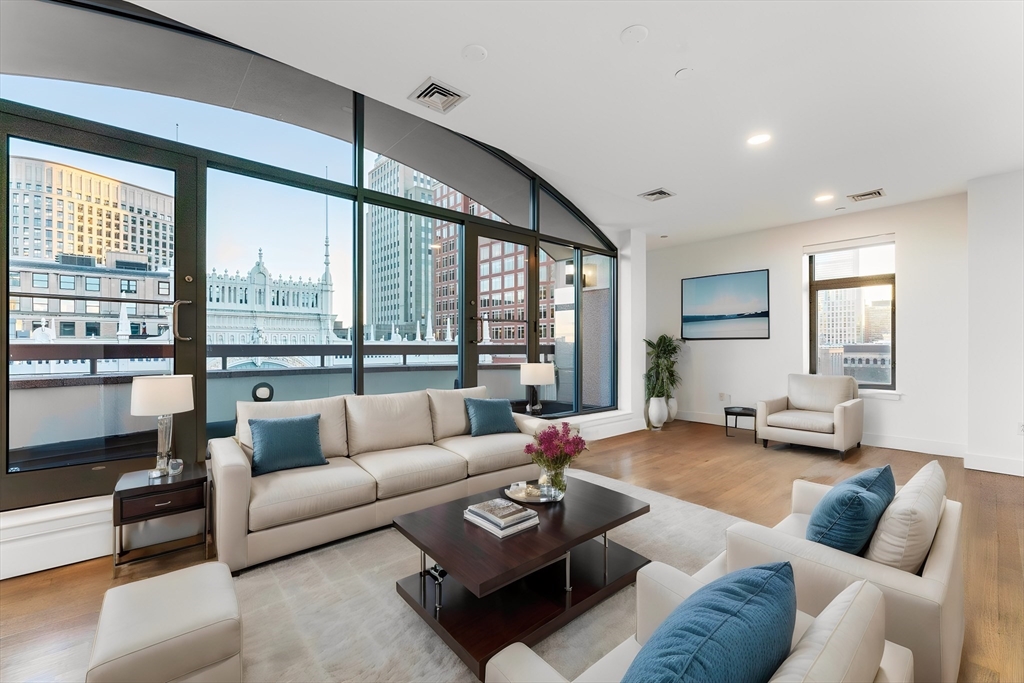 425 Boylston Street # 801