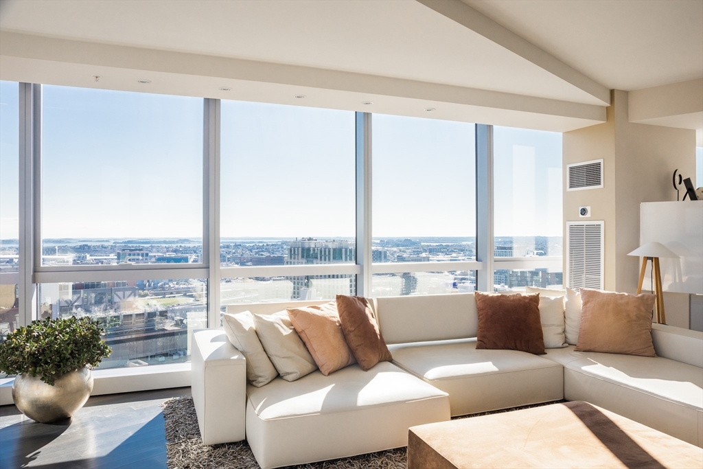 110 Stuart Street # 26G