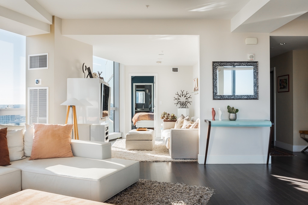 110 Stuart Street # 26G