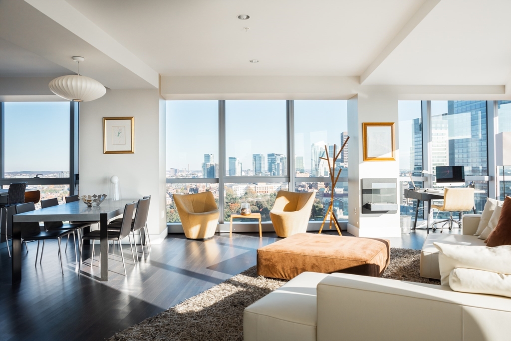 110 Stuart Street # 26G