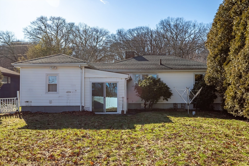 319 Lake Avenue