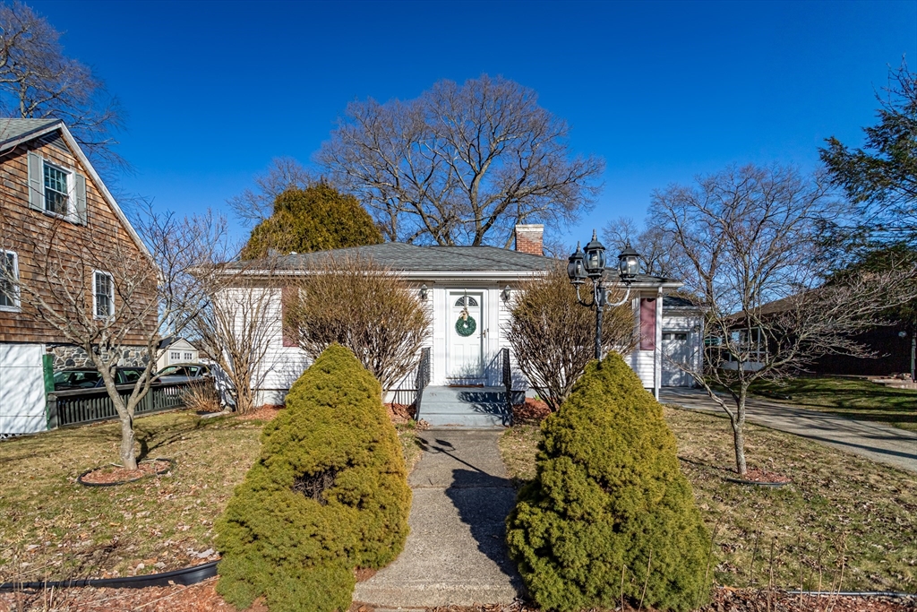 319 Lake Avenue