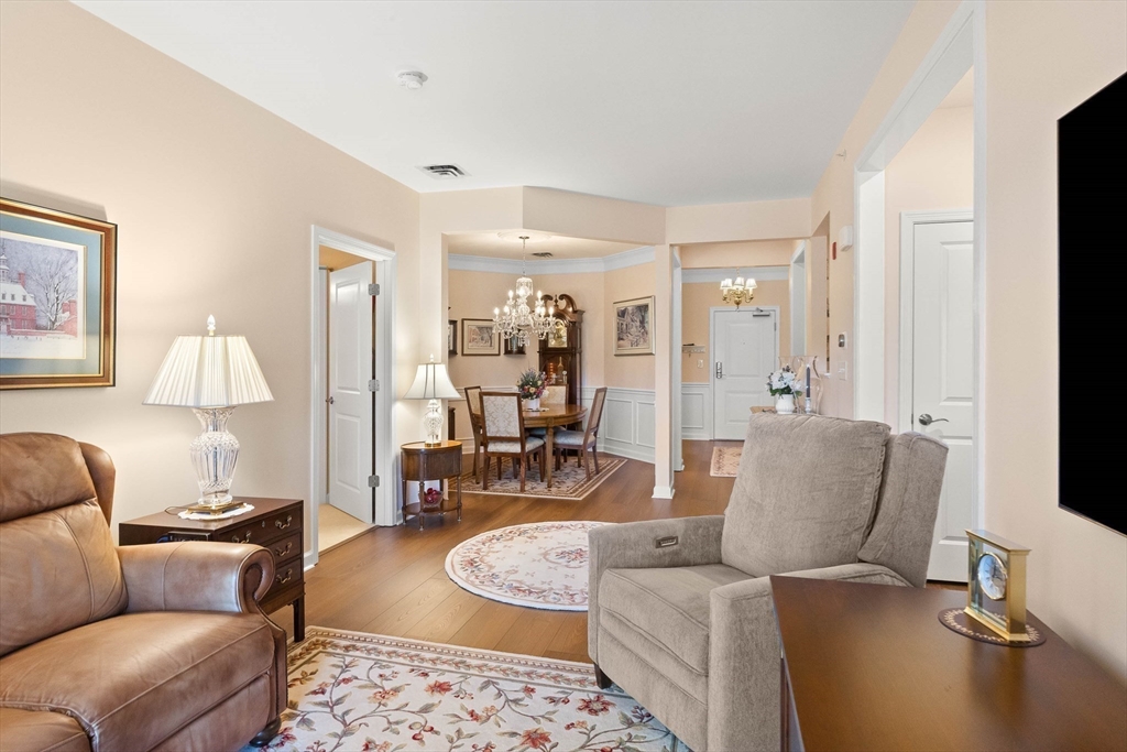 62 Abigail Way # 4002