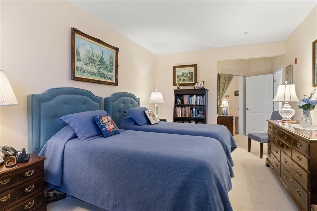 62 Abigail Way # 4002