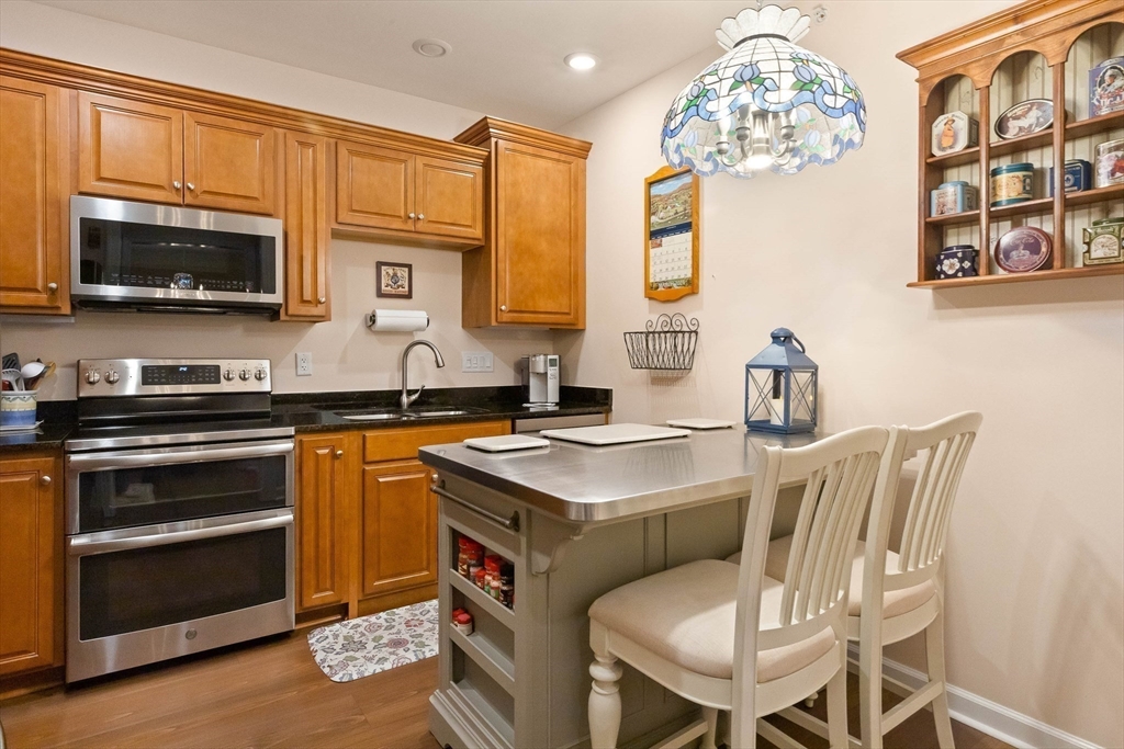 62 Abigail Way # 4002