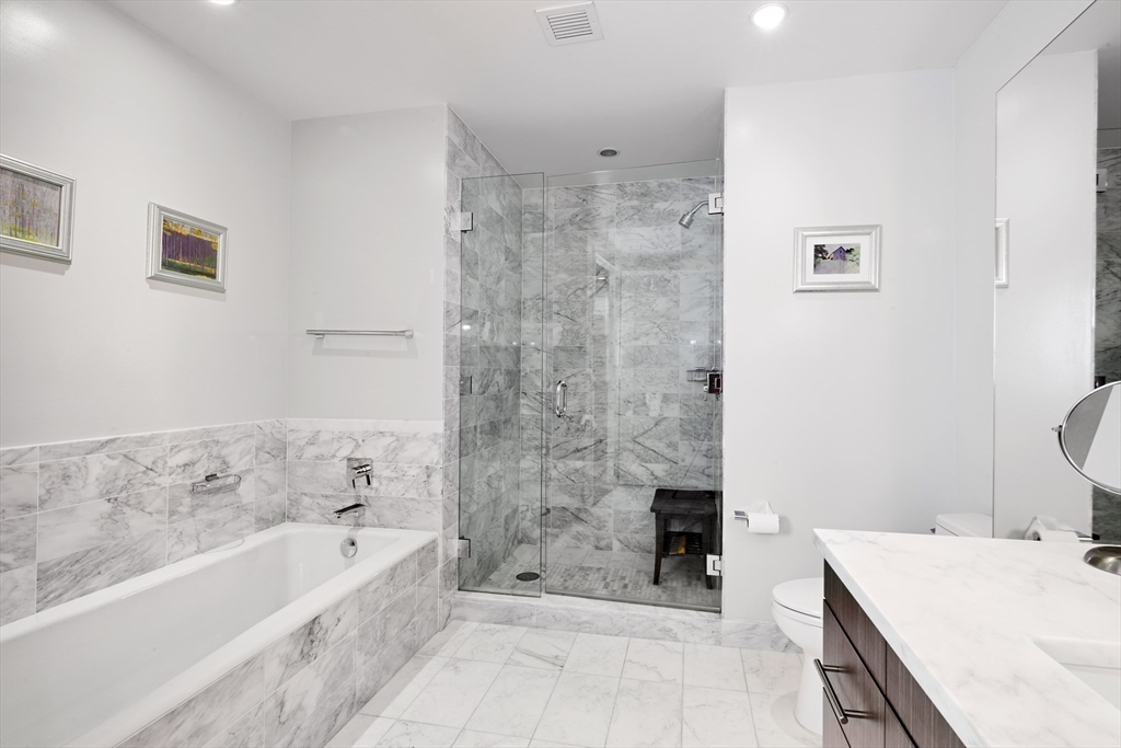 580 Washington St # 9A
