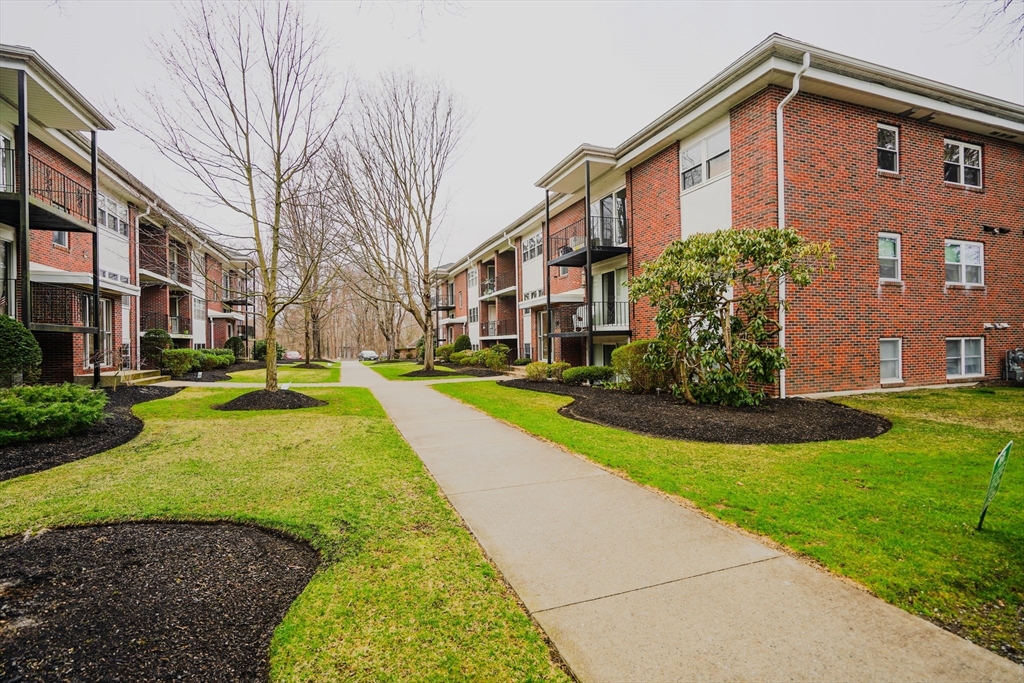 34 Pleasant Drive # 30