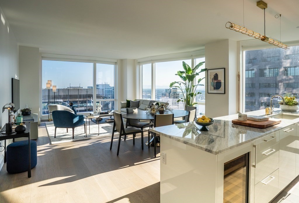 240 Devonshire Street # 5212