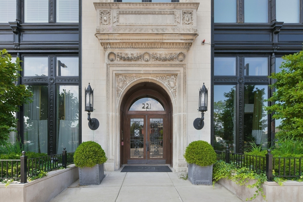 221 Columbus Avenue # 603