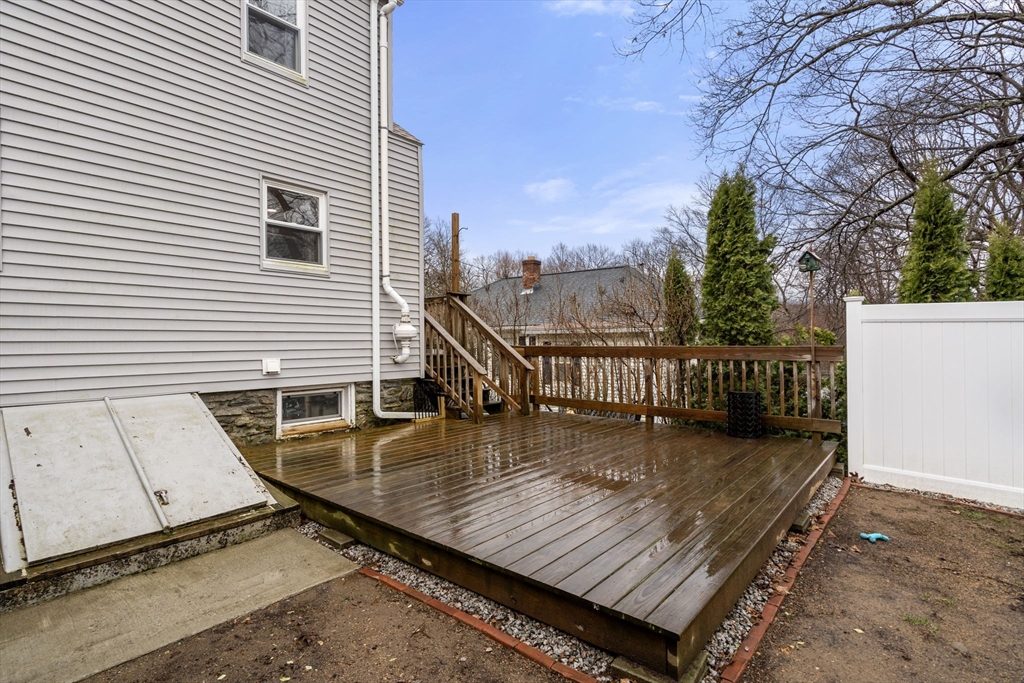 2 Keefe Ct