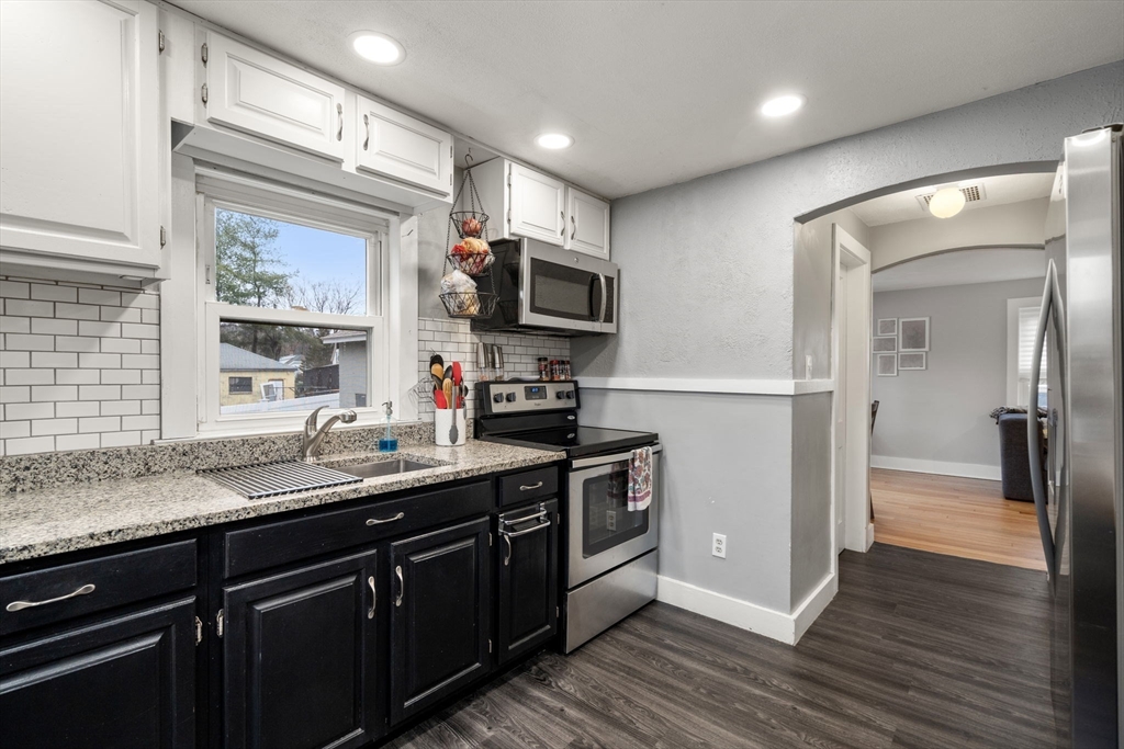 2 Keefe Ct