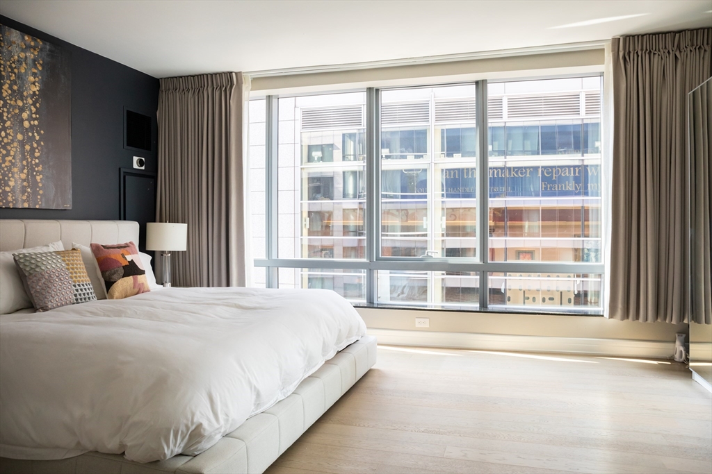 3 Avery Street # 604