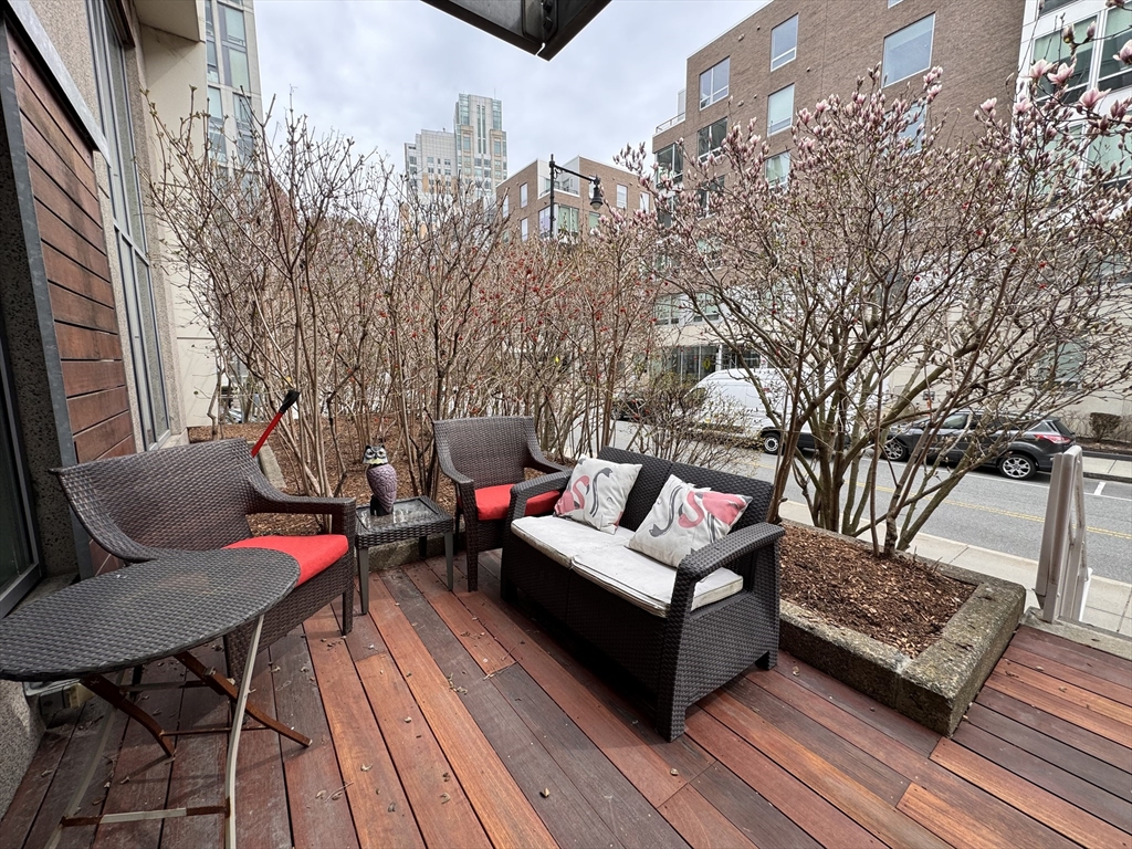 1 Earhart Street # 103