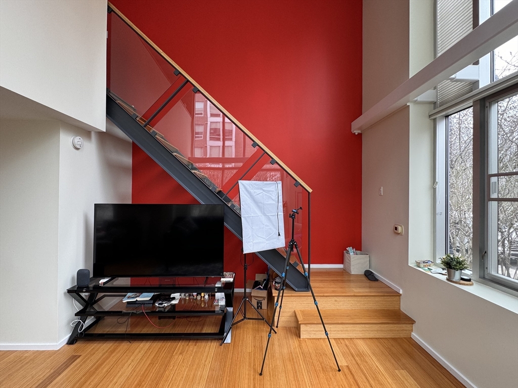 1 Earhart Street # 103