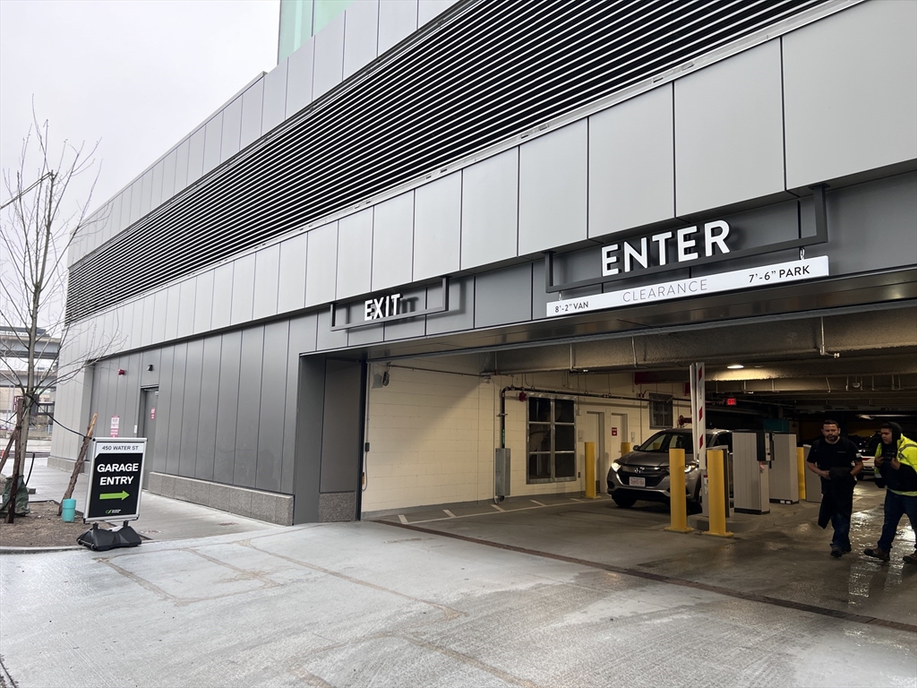 1 Earhart Street # 103