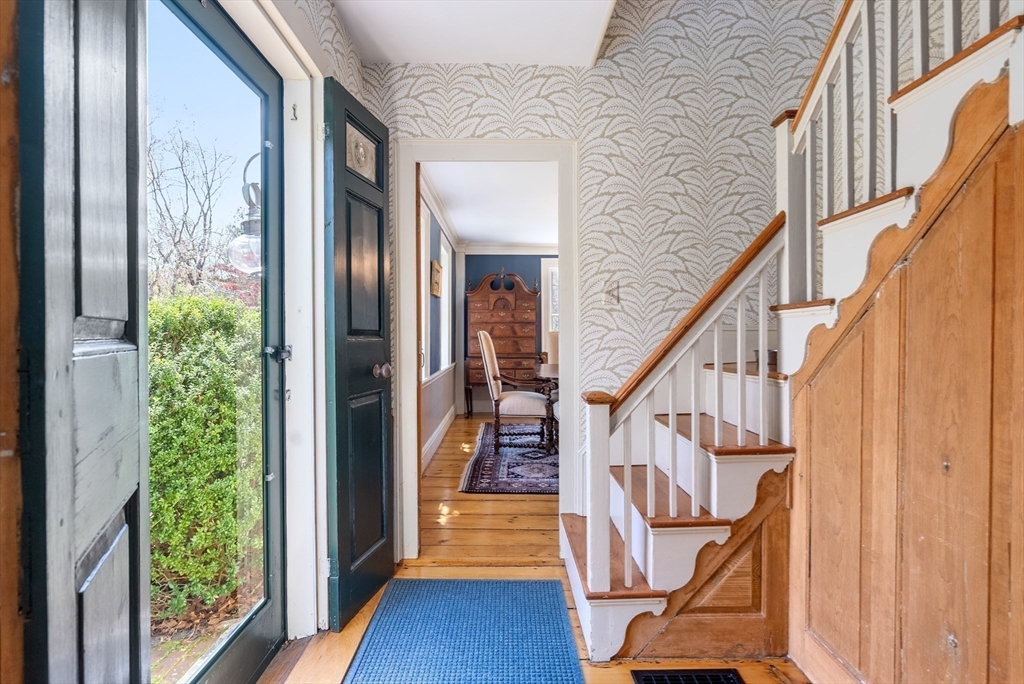 21 Prior Farm Rd