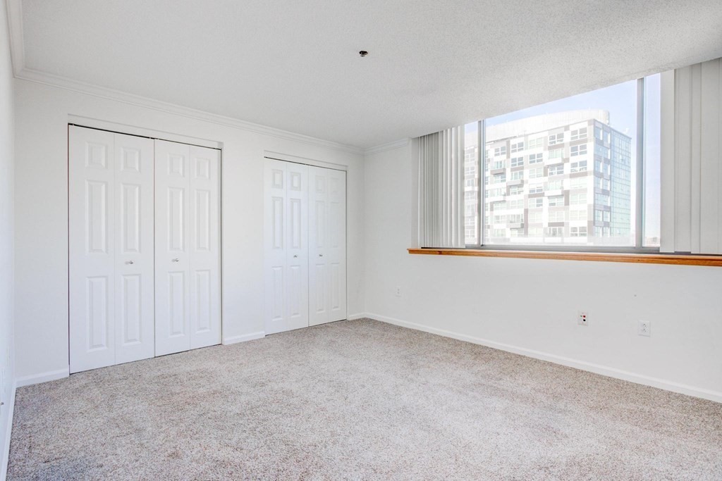 169 Monsignor O'brien Hwy # 802