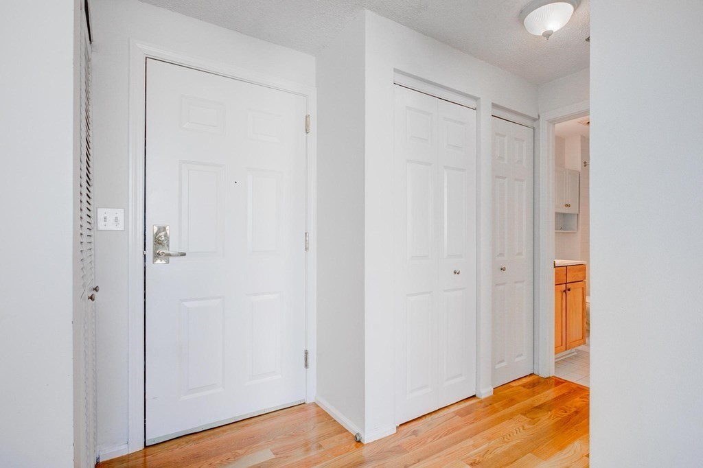 169 Monsignor O'brien Hwy # 802