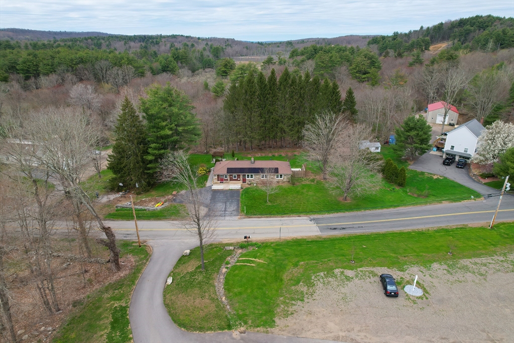 4 School House Crossroad