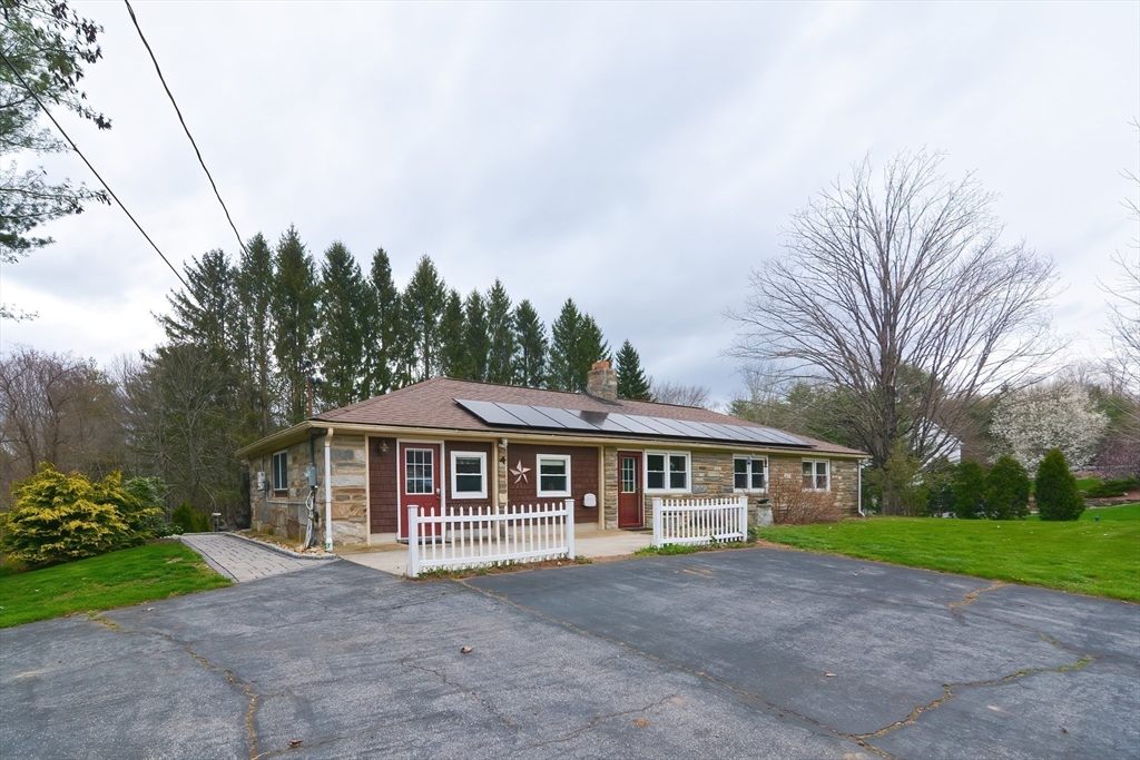 4 School House Crossroad