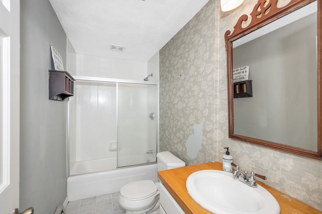 54 Pleasant Valley Rd