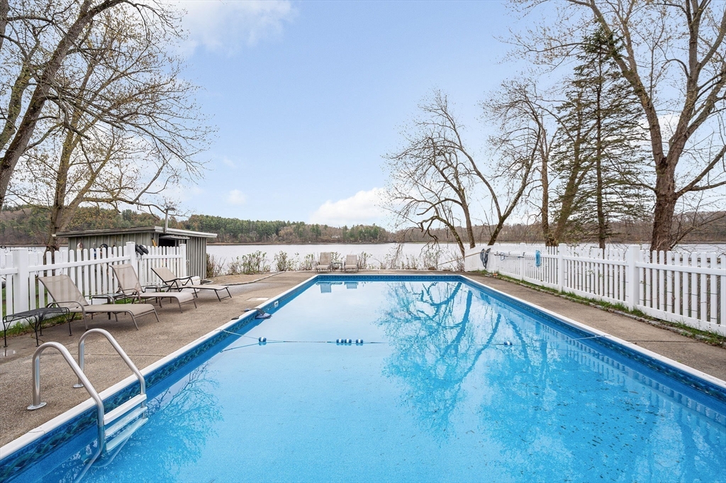 54 Pleasant Valley Rd