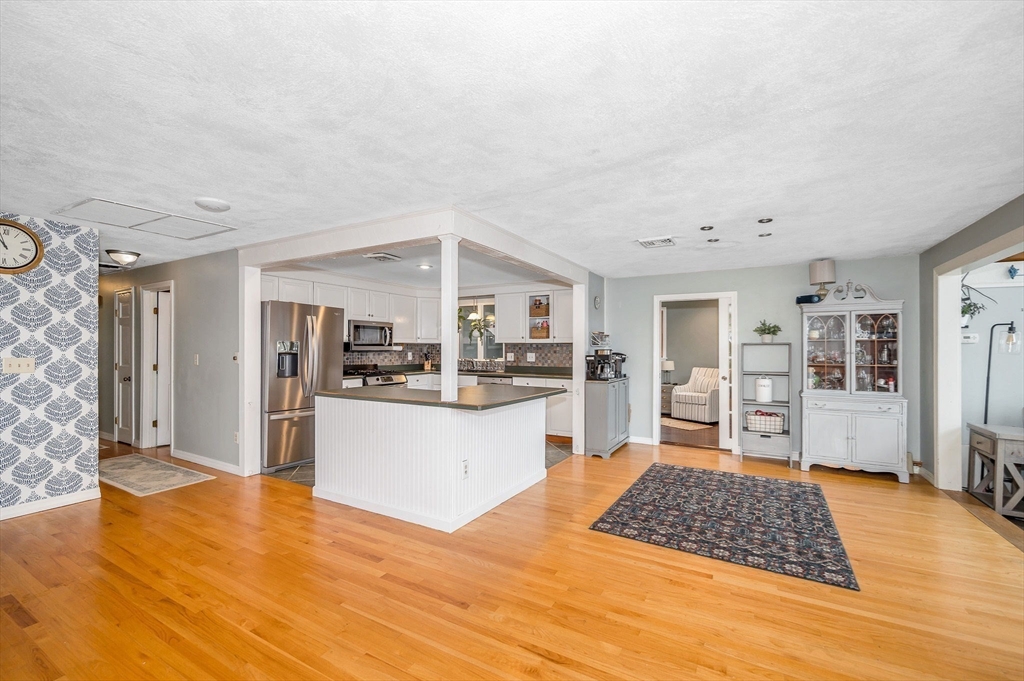 54 Pleasant Valley Rd