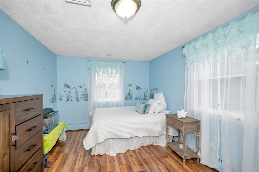 54 Pleasant Valley Rd