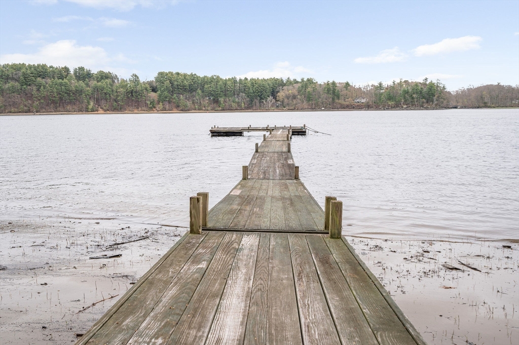 54 Pleasant Valley Rd