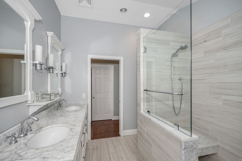 54 Pleasant Valley Rd