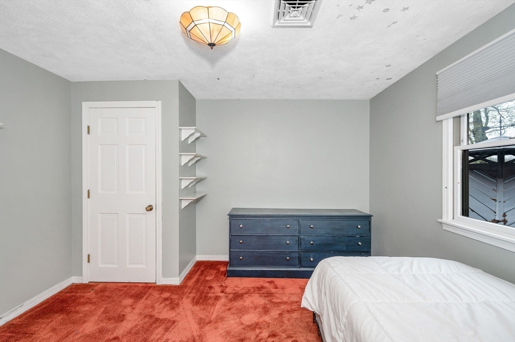 54 Pleasant Valley Rd