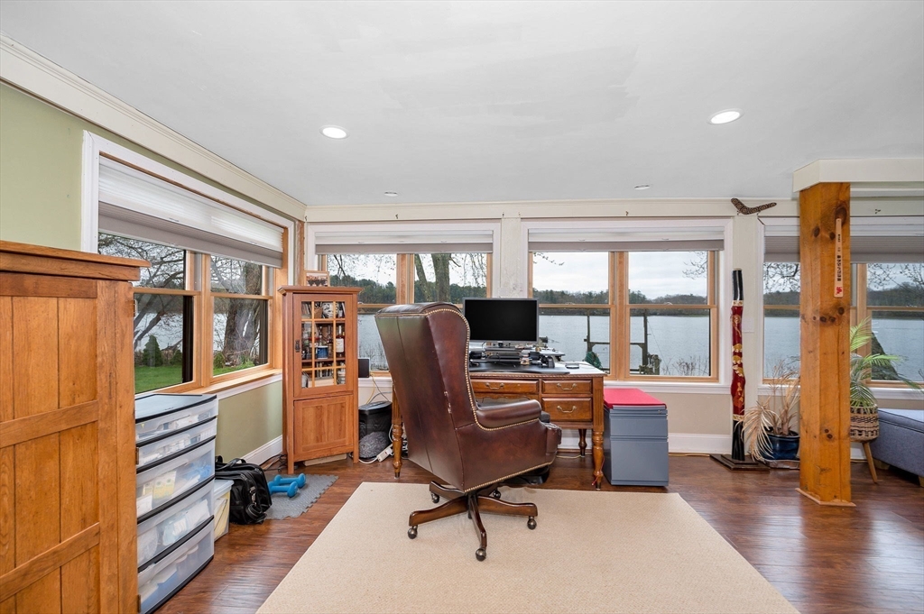 54 Pleasant Valley Rd