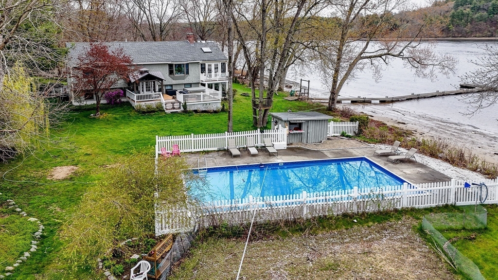 54 Pleasant Valley Rd