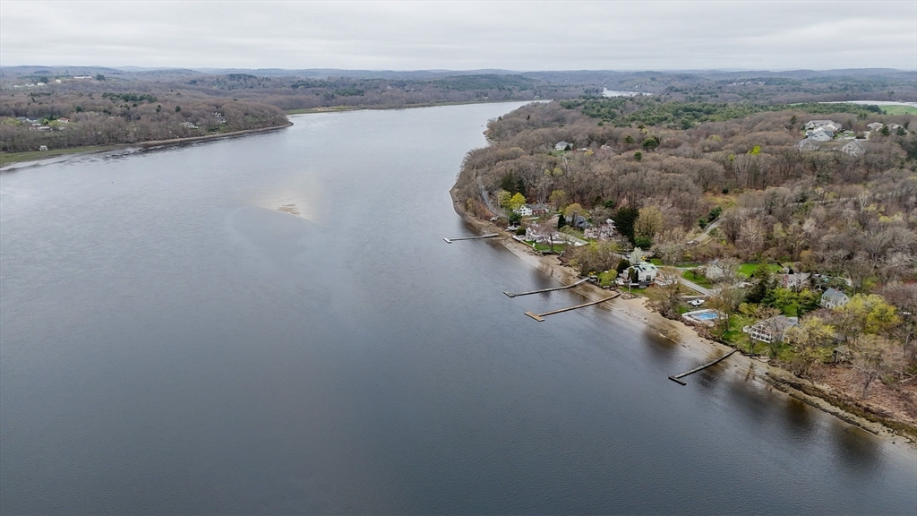 54 Pleasant Valley Rd