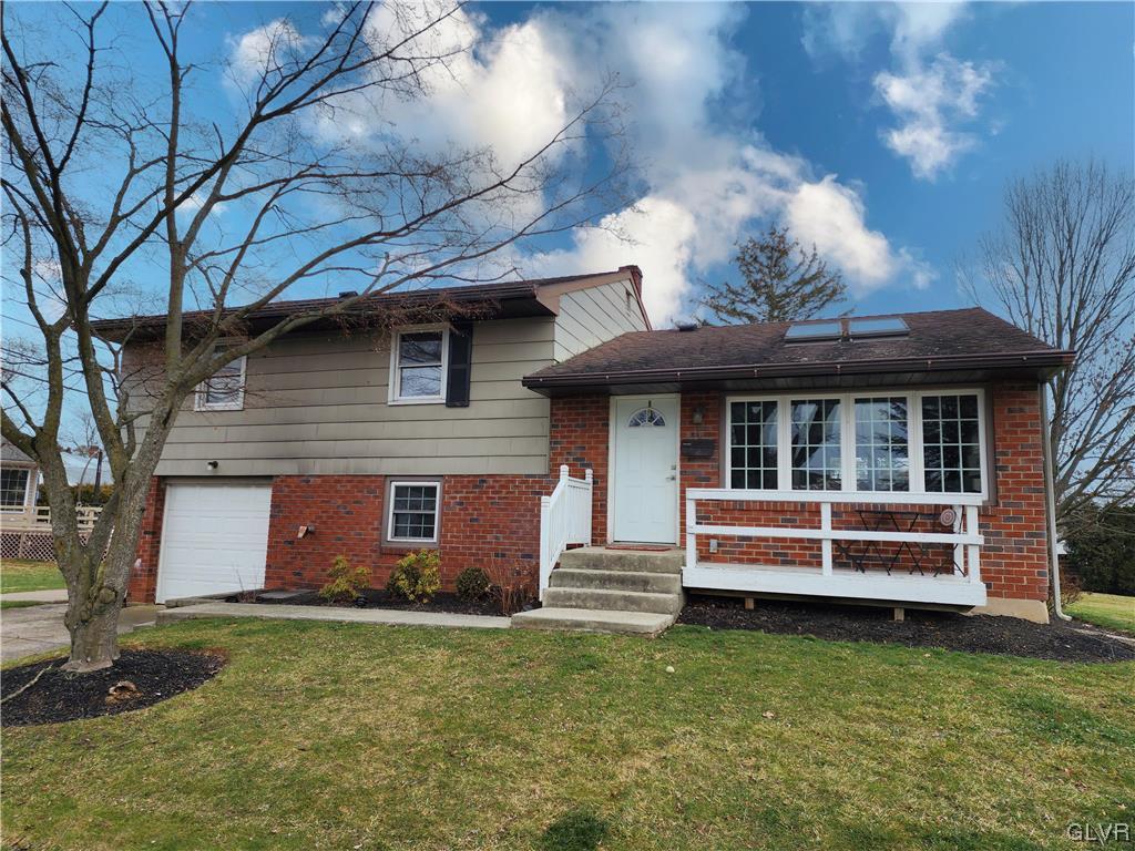 1474 Locksley Drive